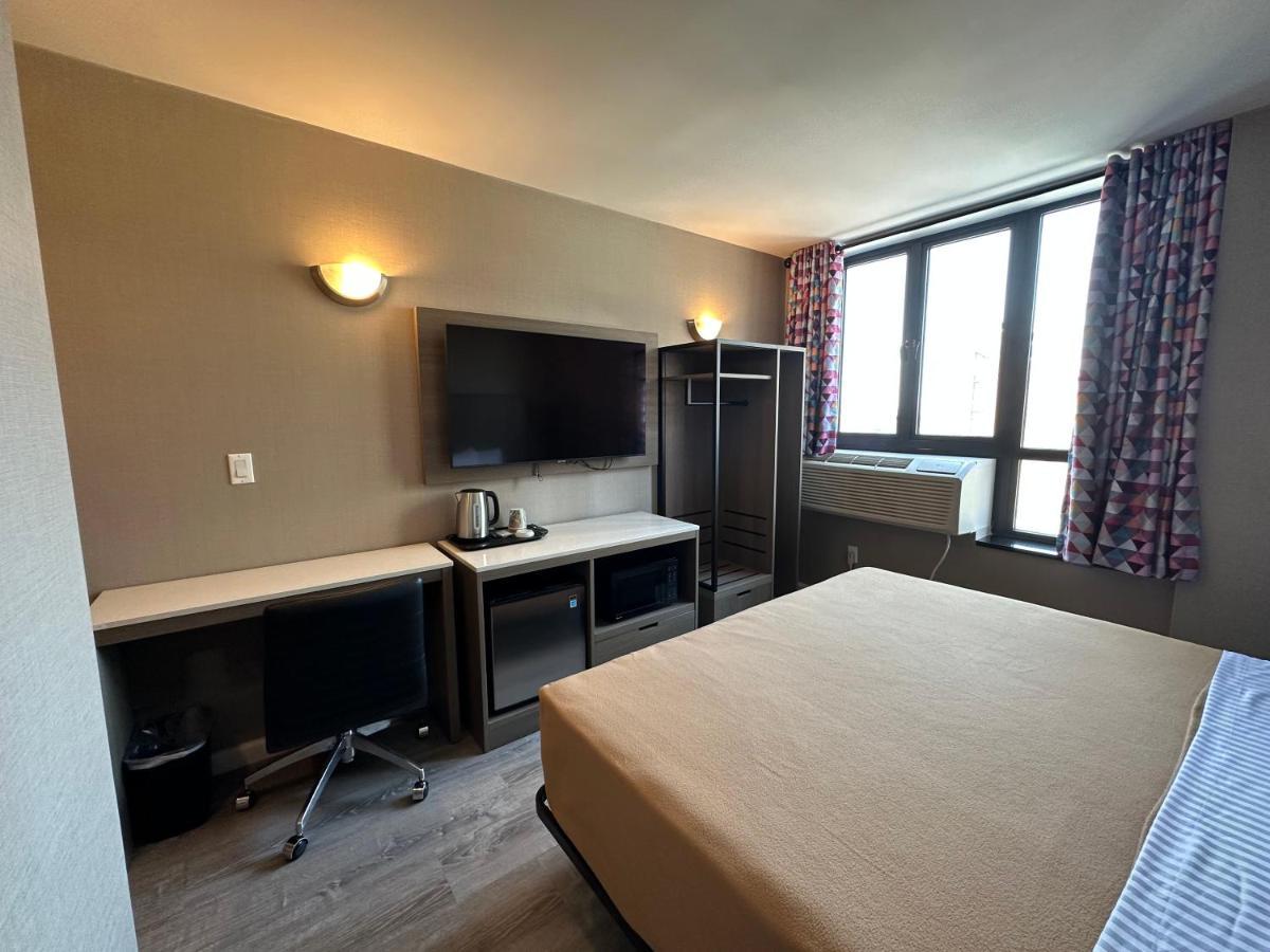 Regal Inn & Suites New York Laguardia Hotel Nova York Exterior foto
